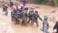 Troops stand by flood-stricken communities in Dien Bien